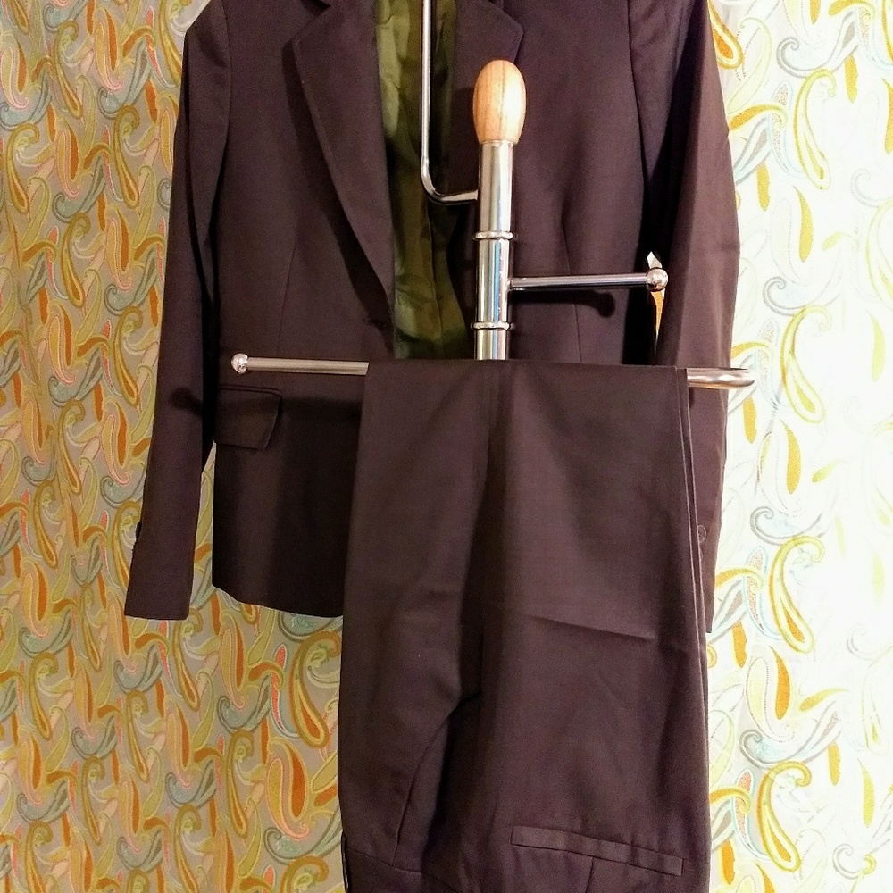 Olive green all season suit